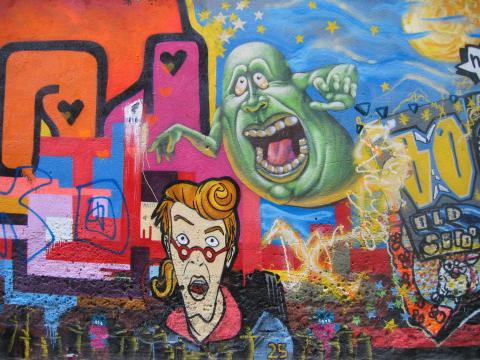 image Grafiti en el mercado de Sant Antoni, Barcelona