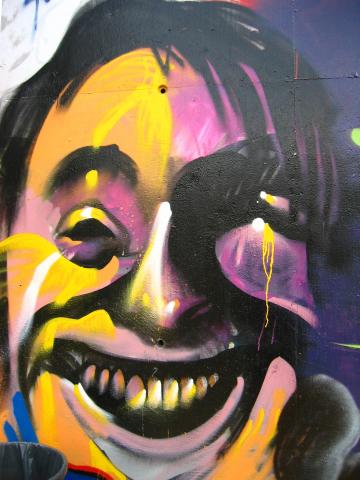 image Grafiti en el Parque de les Tres Chimeneas, Barcelona