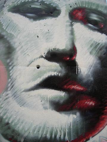 image Grafiti en el Parque de les Tres Chimeneas, Barcelona