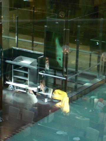 image Interior de la T4, aeropuerto de Barajas, Madrid