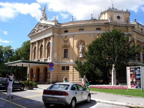 image Teatro de la Ópera, Liubliana, Eslovenia