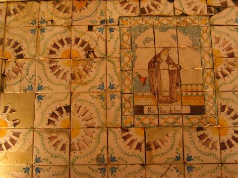 image Azulejos del restaurante Can Solé, Barceloneta, Barcelona