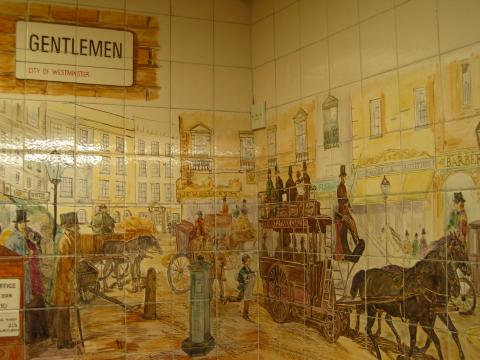 image Lavabos de la estación de metro de Westminster, Londres