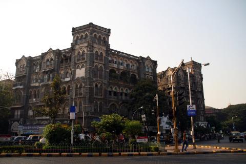 image Cuartel de la policía, Bombay, India