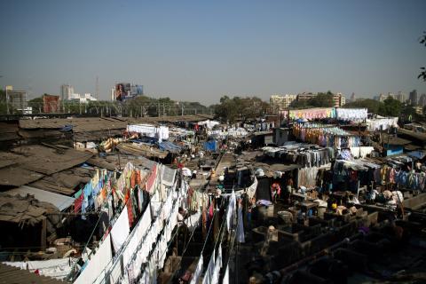 image Lavandería al aire libre Mahalaxmi Dhobi Ghat, Bombay, India