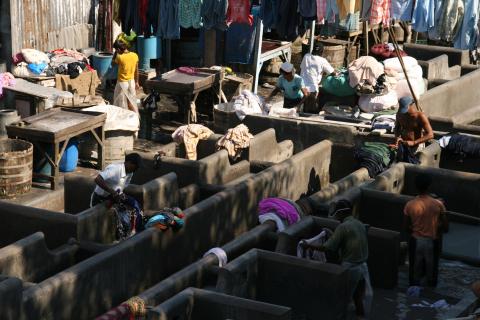 image Lavandería al aire libre Mahalaxmi Dhobi Ghat, Bombay, India