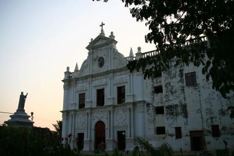 image Iglesia de San Francisco de Asís, Isla de Diu, India