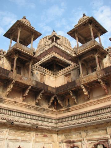 image Fortaleza Mogol de Jehangir Mahal, Orcha, India