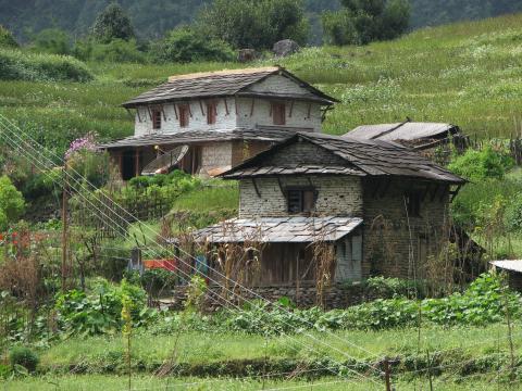 image Casas de piedra y pizarra en el parque nacional de Annapurna, Himalaya, Nepal