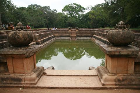 image Estanques gemelos, Anuradhapura, Sri Lanka