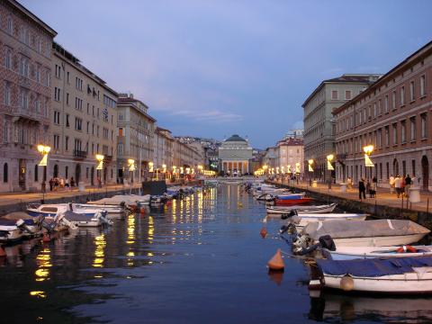 image Canal grande de Trieste, Italia