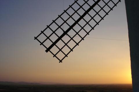 image Detalle de aspas de un molino de viento en Alcázar de San Juan, Ciudad Real