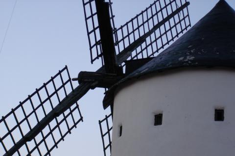 image Detalle de aspas de un molino de viento en Alcázar de San Juan, Ciudad Real
