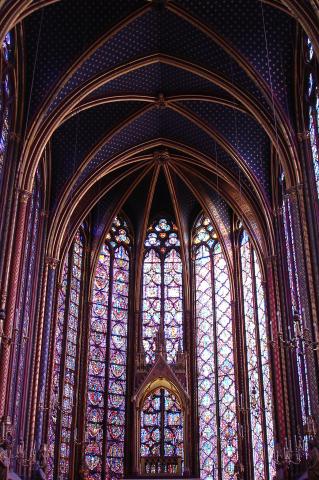 image Interior de Sainte-Chapelle en París, Francia