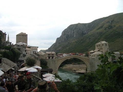 image Vista general de la ciudad vieja de Mostar, Bosnia-Herzegovina