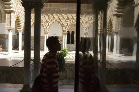 image Arcos en el Real Alcázar de Sevilla