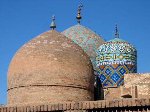 image Cúpulas del mausoleo de Sheikh Safi od-Din, Ardabil, Irán