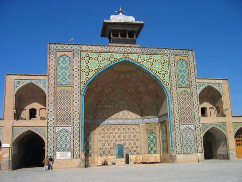 image Iwan de la Mezquita del Profeta, Qazvin, Irán