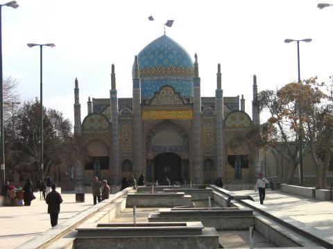 image Mausoleo de Shahzadeh, Qazvin, Irán