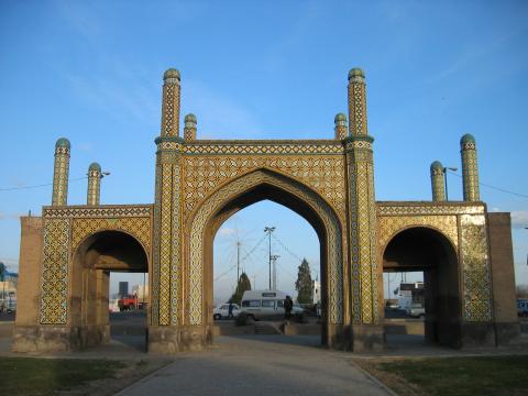 image Puerta de Teherán, Qazvin, Irán
