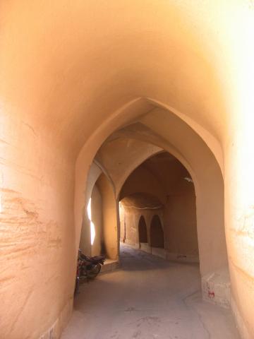 image Calle cubierta, Yazd, Irán