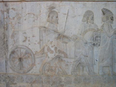 image Relieve en las escaleras hacia la Apadana, Persépolis, Irán