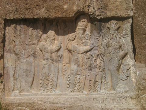 image Bajorrelieve Sasánida en Naqsh-e Rustam, Persépolis, Irán