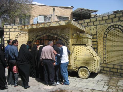 image Puesto callejero de joyas, Shiraz, Irán