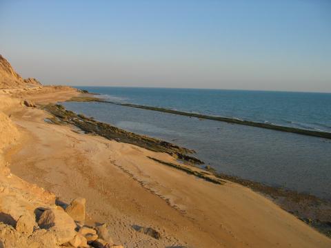 image Playa virgen en la provincia de Bushehr, Golfo Pérsico, Irán