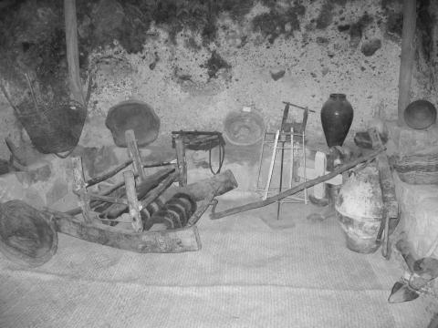 image Aperos de labranza en Maymand, provincia de Kermán, Irán