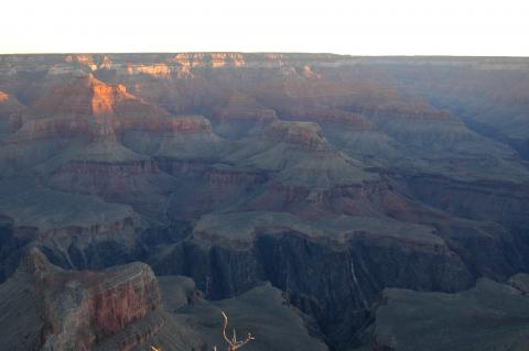 image Amanecer en el Gran Cañón del Colorado,  Arizona, Estados Unidos