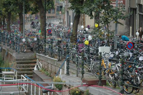 image Estacionamiento de bicicletas, Malinas, Bélgica