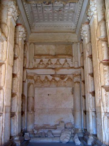 image Interior de la tumba de Elahbel, Palmira, actual Tadmor, Siria