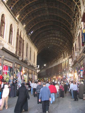 image Gran Bazar cubierto de Al-Hamidiyyeh, Ciudad Vieja de Damasco, Siria