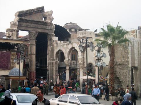 image Restos del antiguo templo de Júpiter, Damasco, Siria