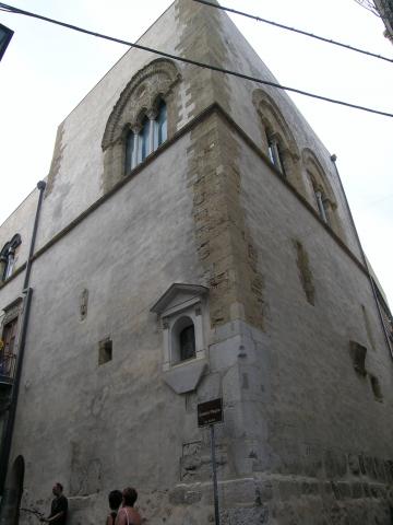 image Palacio de Osterio Magno en Cefalú, Sicilia, Italia