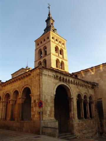 image Iglesia de San Martín, Segovia