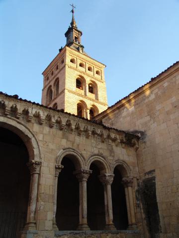 image Iglesia de San Martín, Segovia