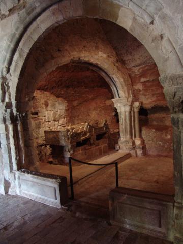 image Sepulcro de San Millán, monasterio de Suso, San Millán de la Cogolla, La Rioja