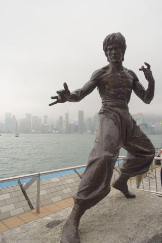 image Escultura de Bruce Lee, Paseo de las Estrellas de Hong Kong, China