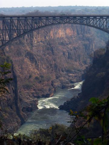 image Puente sobre el río Zambeze, Zambia