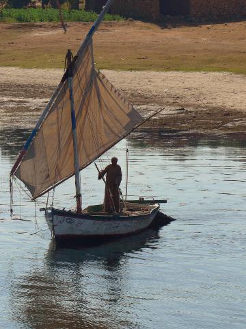 image Faluca en el Nilo, Egipto