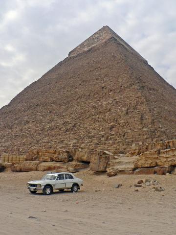 image Pirámides de Giza en El Cairo, Egipto