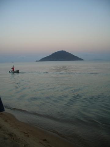 image Pescadores e isla Likoma en el Lago Malawi, Malawi