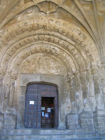 image Portada iglesia en Sos del Rey Católico, Zaragoza