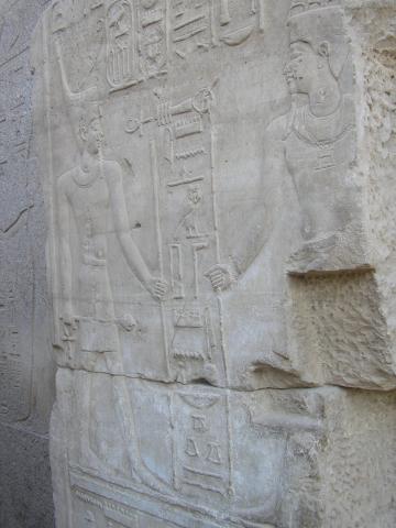 image Detalle de la decoración de las paredes que componen Karnak, Luxor, Egipto