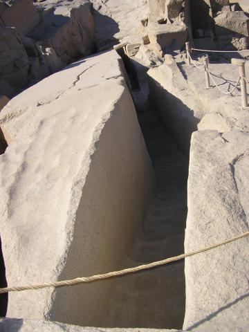 image Escalerillas utilizadas para la realización del Obelisco, Aswan, Egipto