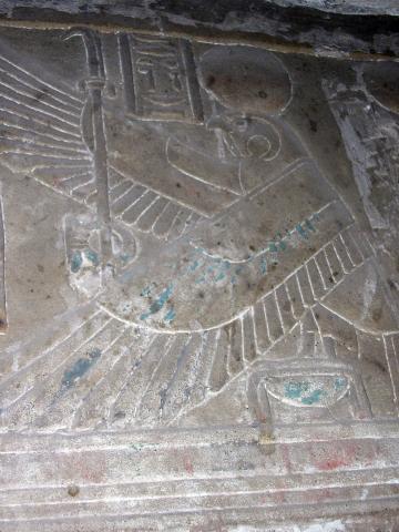 image Relieve del Dios Horus (Halcón) en el Templo de Dendera