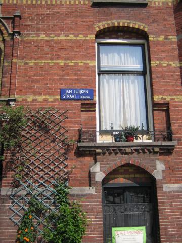 image Fachada de casa en la calle Jan Luijken, Amsterdam, Holanda