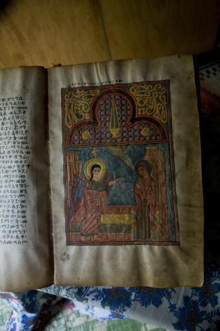 image La Anunciación en un códice del museo del monasterio Kibran Gabriel, Etiopía